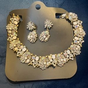 Crystal statement necklace  and earrings - bridal jewelry set
